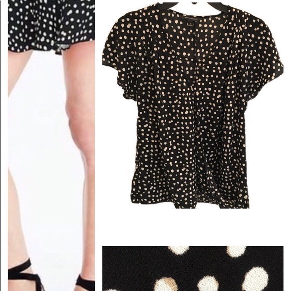 Banana Republic Polka Dot Semi-Wrap Top. - Picture 2 of 7